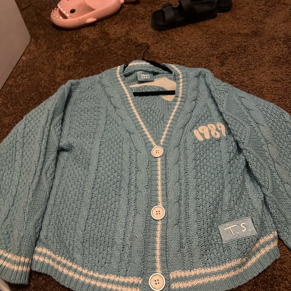 taylor swift 1989 cardigan